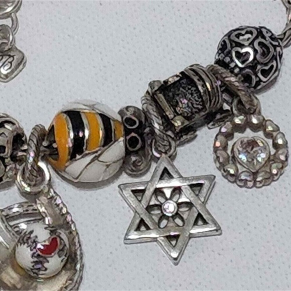 Brighton bumblebee, friends, mother, baby carriage, star of David charm bracelet - Picture 5 of 8